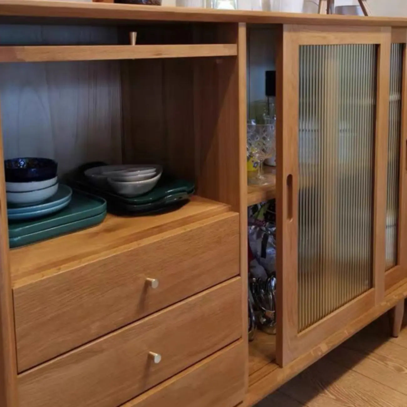Sliding Door Wood Modern Sideboard with Cabinets