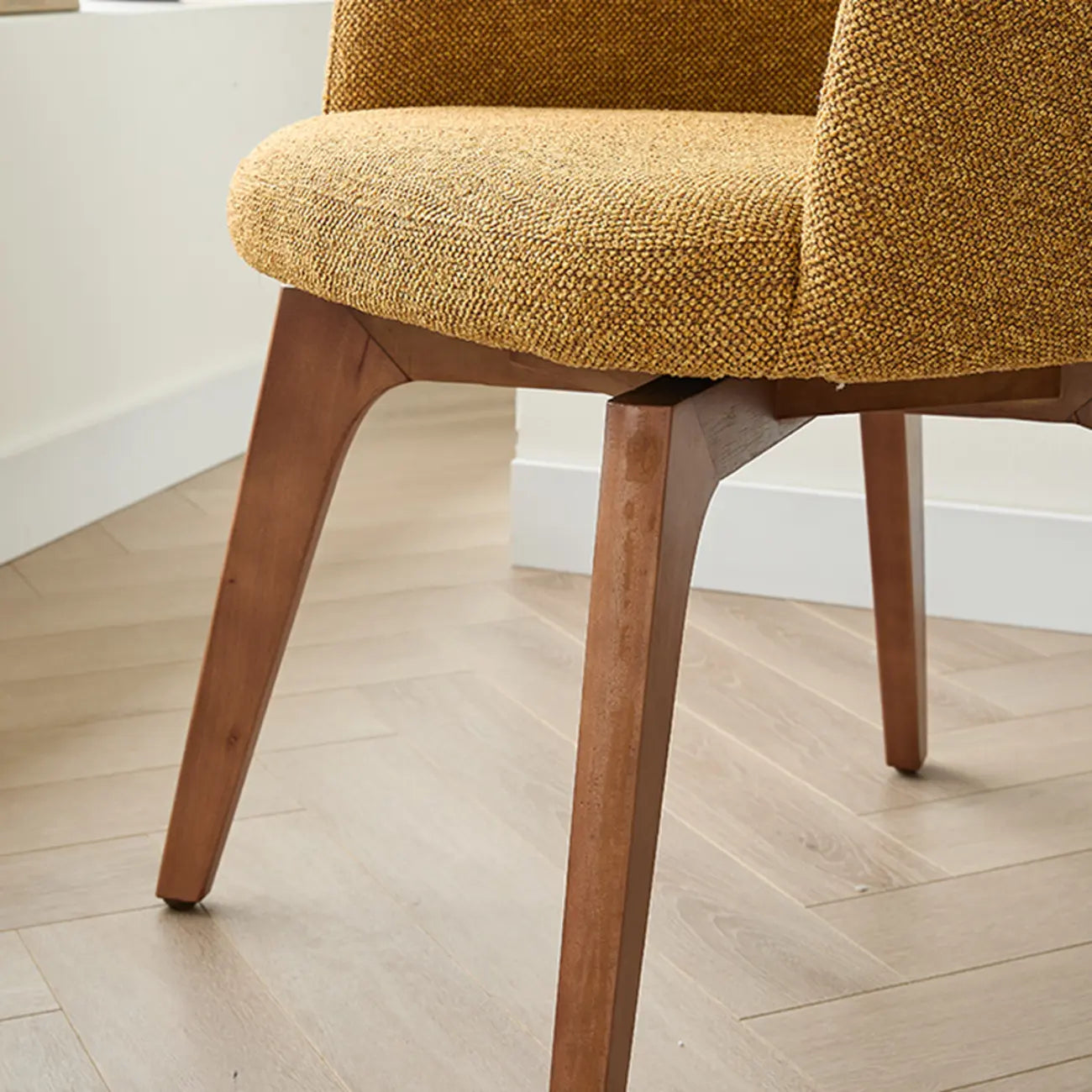 Modern Swivel Barrel Dining Chair with Arms